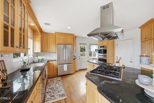 84 Natalie Way, Camarillo, CA 93010
