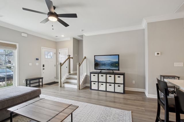 2551 Napa Valley Way, Columbia, TN 38401