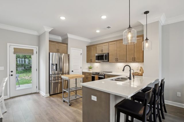 2551 Napa Valley Way, Columbia, TN 38401