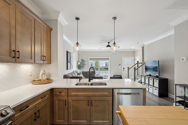 2551 Napa Valley Way, Columbia, TN 38401