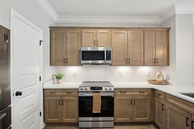 2551 Napa Valley Way, Columbia, TN 38401