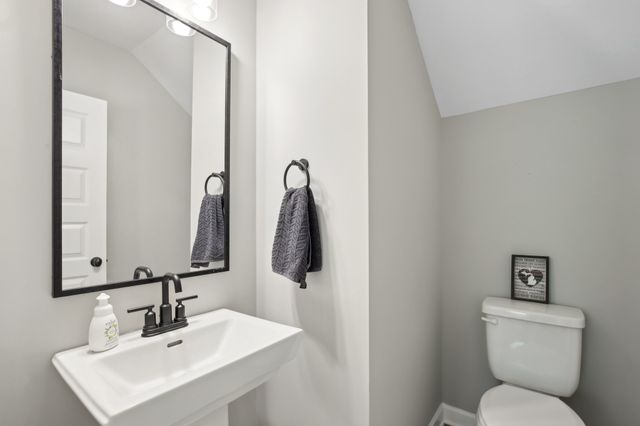 2551 Napa Valley Way, Columbia, TN 38401