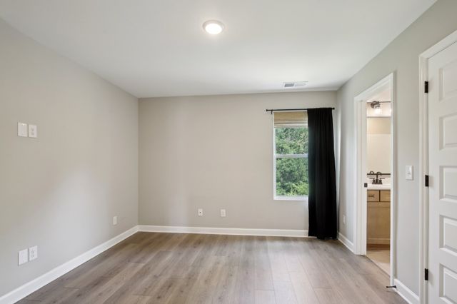 2551 Napa Valley Way, Columbia, TN 38401