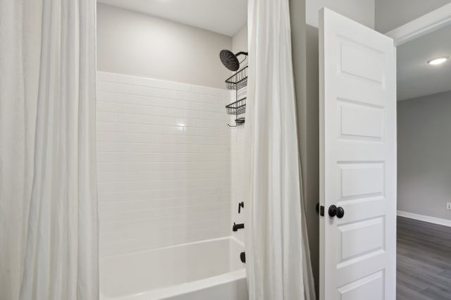 2551 Napa Valley Way, Columbia, TN 38401