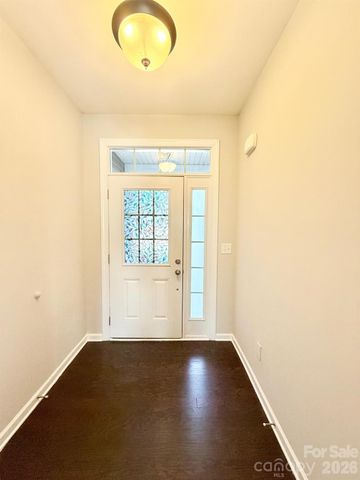 5658 Stonewells Drive, Charlotte, NC 28278