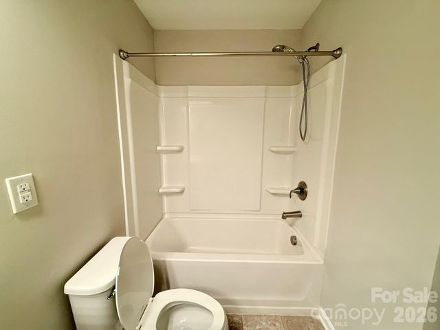 5658 Stonewells Drive, Charlotte, NC 28278