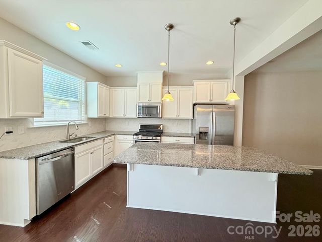 5658 Stonewells Drive, Charlotte, NC 28278