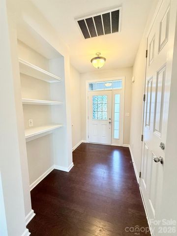 5658 Stonewells Drive, Charlotte, NC 28278