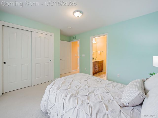 49133 Running Trout Lane, Northville Township, MI 48168