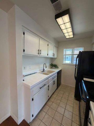 4608 Via Vista, Huntington Beach, CA 92649