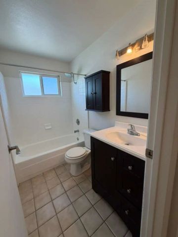 4608 Via Vista, Huntington Beach, CA 92649