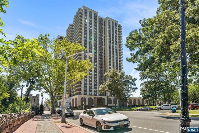7855 Boulevard 26G, North Bergen, NJ 07047