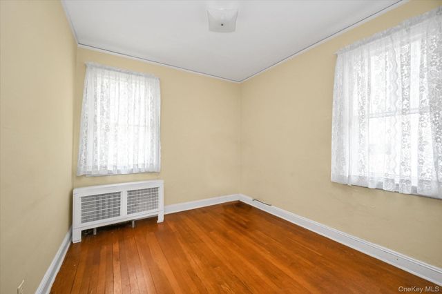 163-14 25th Drive, Flushing, NY 11358