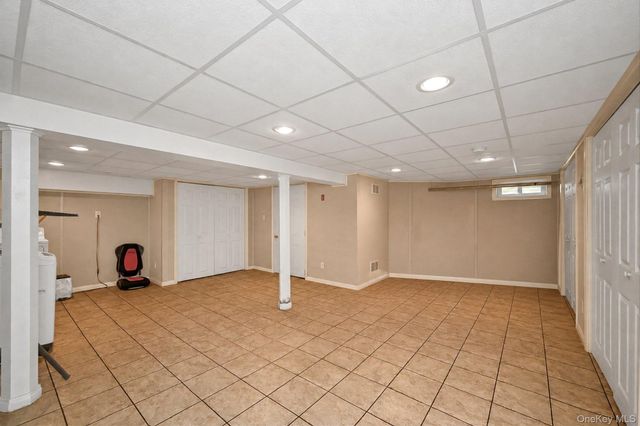 163-14 25th Drive, Flushing, NY 11358