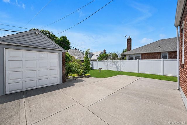 163-14 25th Drive, Flushing, NY 11358
