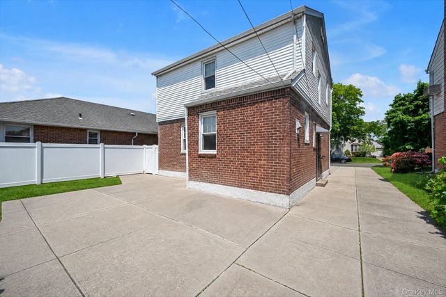 163-14 25th Drive, Flushing, NY 11358