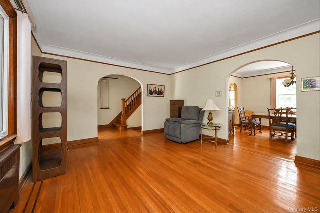 163-14 25th Drive, Flushing, NY 11358