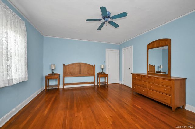 163-14 25th Drive, Flushing, NY 11358