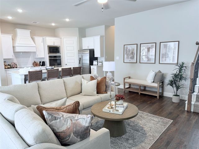 11801 Serval Street, Godley, TX 76044