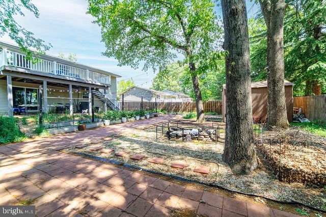 7711 HARMANS RD, Hanover, MD 21076