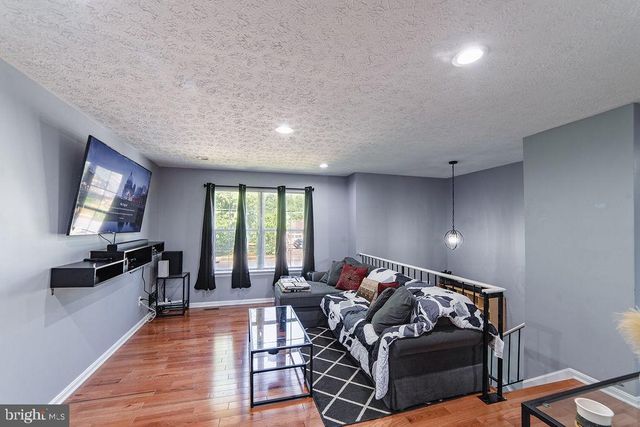 7711 HARMANS RD, Hanover, MD 21076