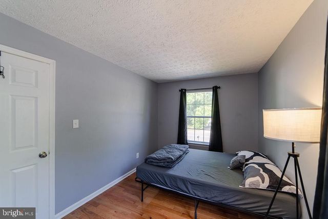 7711 HARMANS RD, Hanover, MD 21076