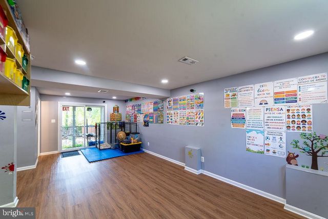 7711 HARMANS RD, Hanover, MD 21076