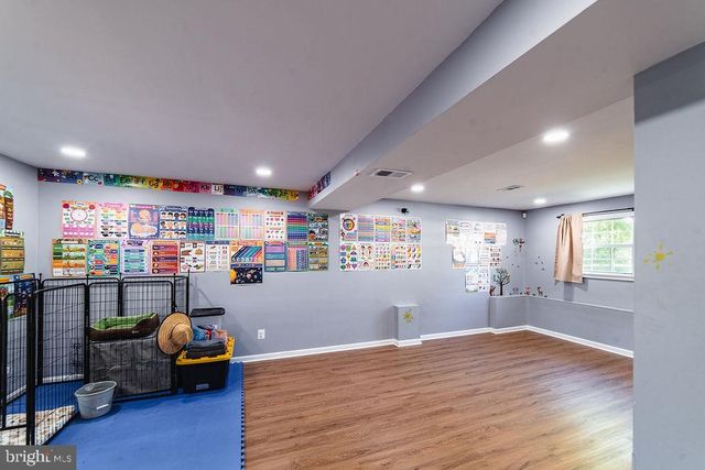 7711 HARMANS RD, Hanover, MD 21076