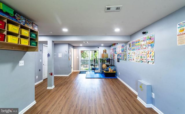 7711 HARMANS RD, Hanover, MD 21076