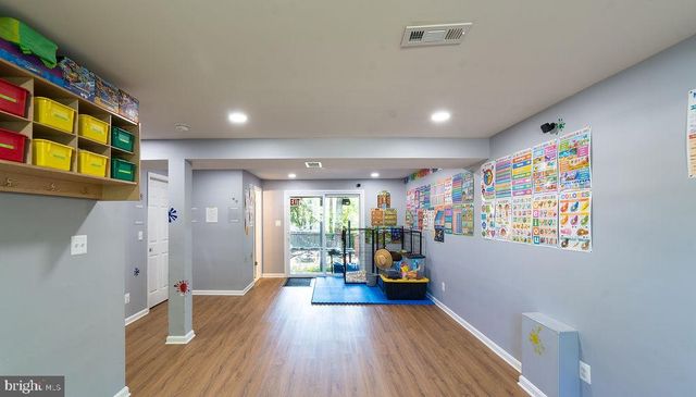 7711 HARMANS RD, Hanover, MD 21076