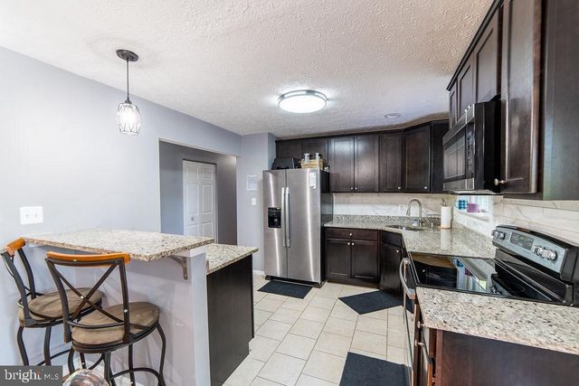7711 HARMANS RD, Hanover, MD 21076