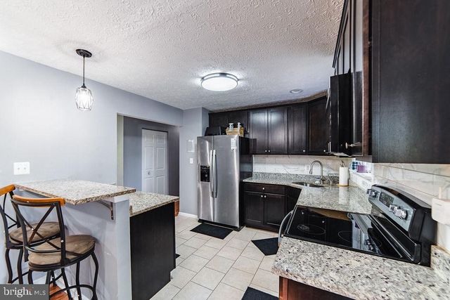 7711 HARMANS RD, Hanover, MD 21076