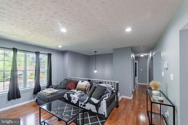 7711 HARMANS RD, Hanover, MD 21076