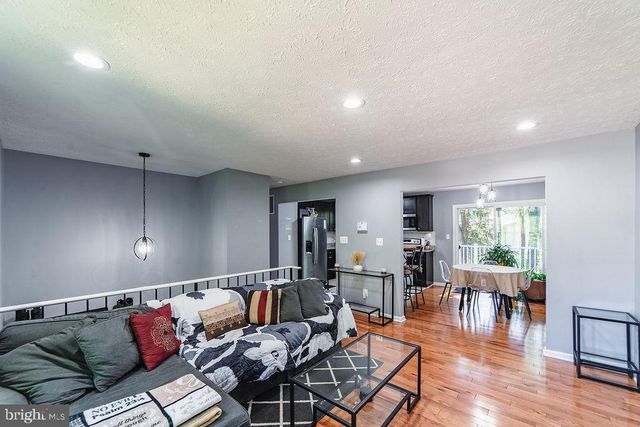 7711 HARMANS RD, Hanover, MD 21076