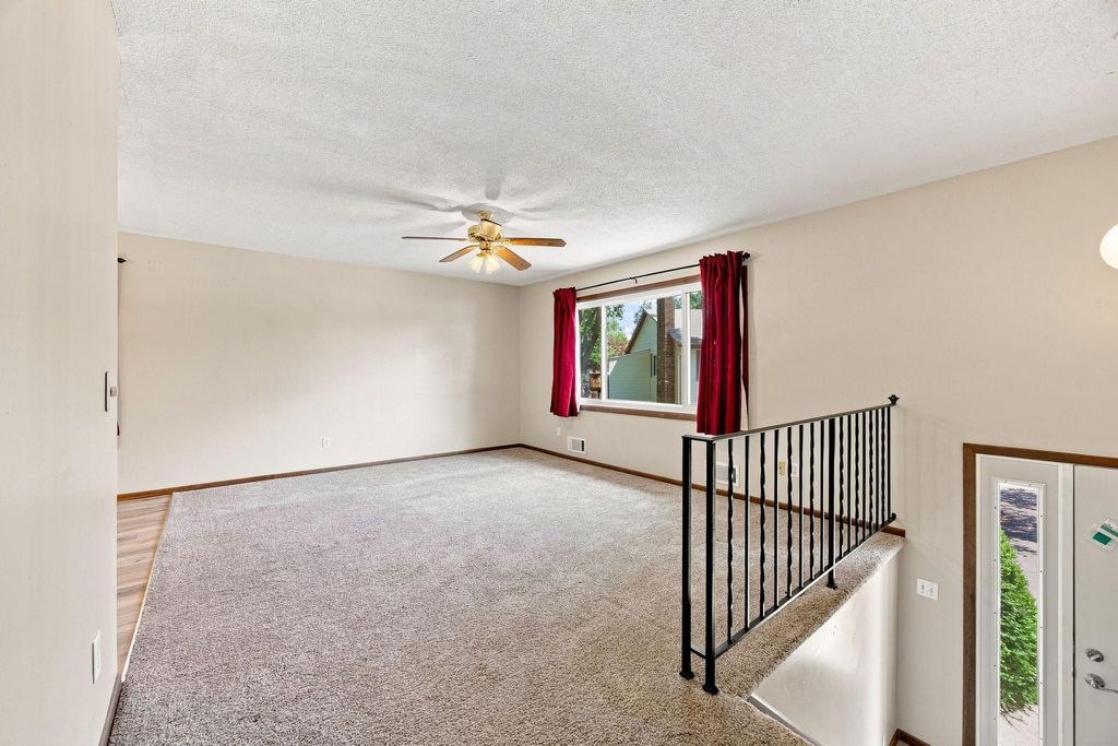 14363 91st Place N, Maple Grove, MN 55369 — photo 4