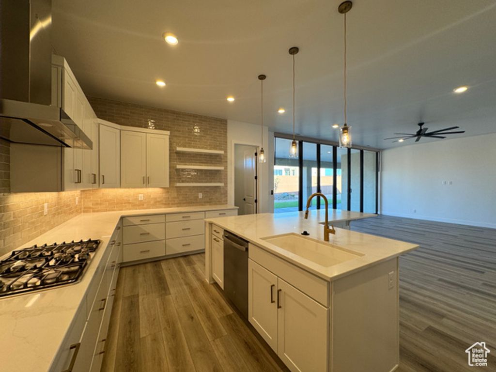 3322 S GUIDE STAR WAY, Hurricane, UT 84737