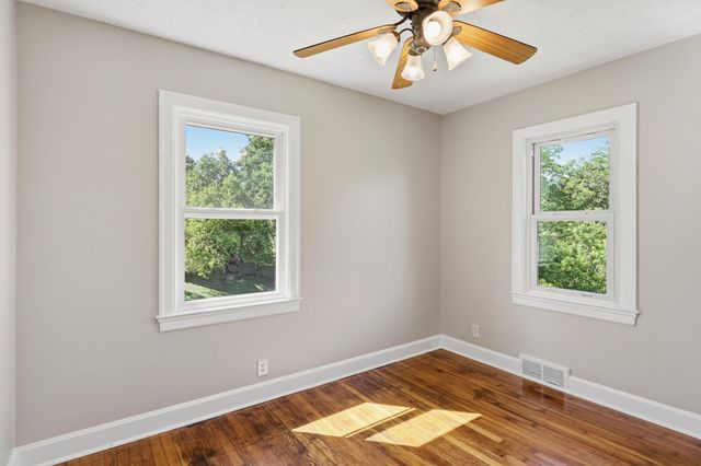 513 E Main Street, Burgin, KY 40330
