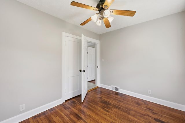 513 E Main Street, Burgin, KY 40330