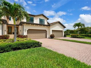 2359 Montserrat LN 202, Naples, FL 34120