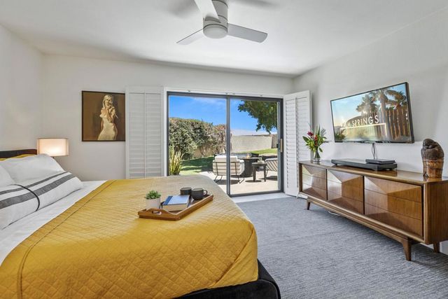 6250 N Paseo De La Palma, Palm Springs, CA 92264