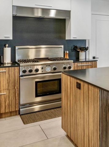 6250 N Paseo De La Palma, Palm Springs, CA 92264