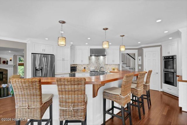 6568 Towles Road, Wilmington, NC 28409