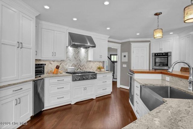 6568 Towles Road, Wilmington, NC 28409