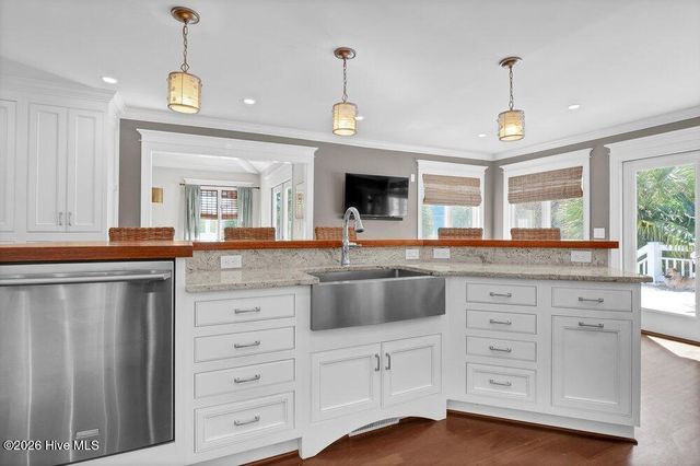 6568 Towles Road, Wilmington, NC 28409