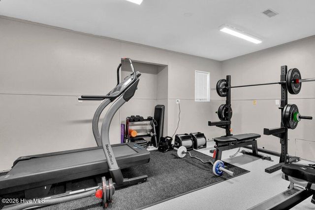 6568 Towles Road, Wilmington, NC 28409