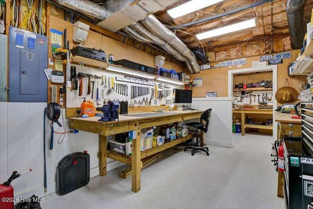 6568 Towles Road, Wilmington, NC 28409