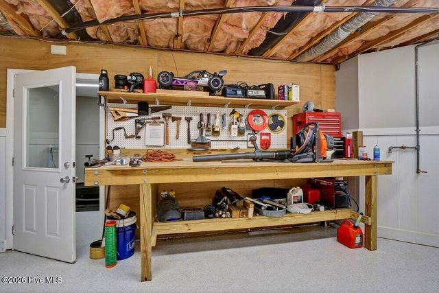 6568 Towles Road, Wilmington, NC 28409