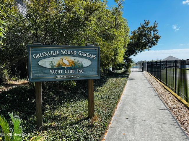 6568 Towles Road, Wilmington, NC 28409