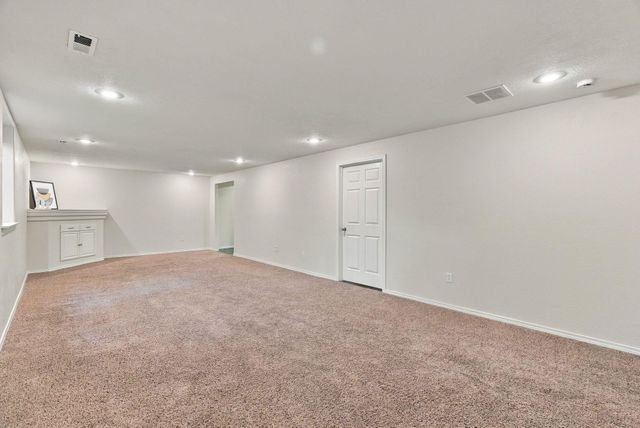 705 E Upper Terrace Ln, Colbert, WA 99005
