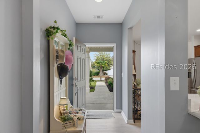 6 Wild Strawberry Ln, Bluffton, SC 29909